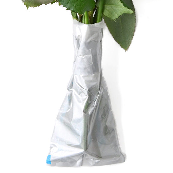 【フラワーギフト】花瓶のいらないスタンディングブーケ　薔薇　ピュア