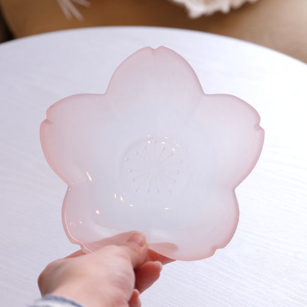 【桜のガラス皿】はなほのか　中鉢　 ５枚セット